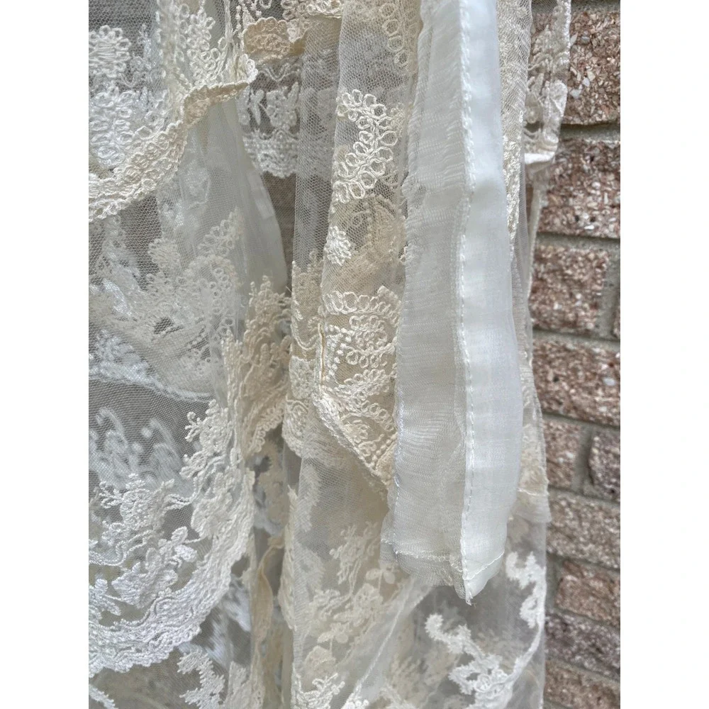 Vintage sheer ivory